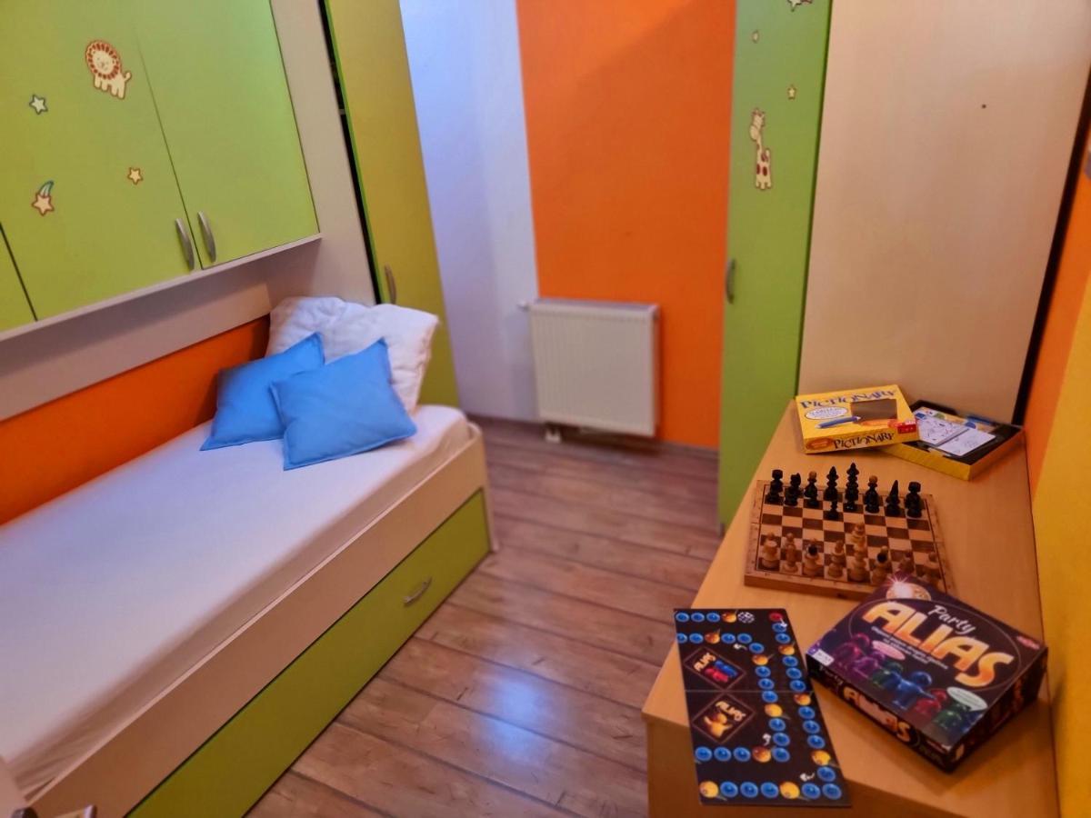 Guest House Klara Solin Buitenkant foto